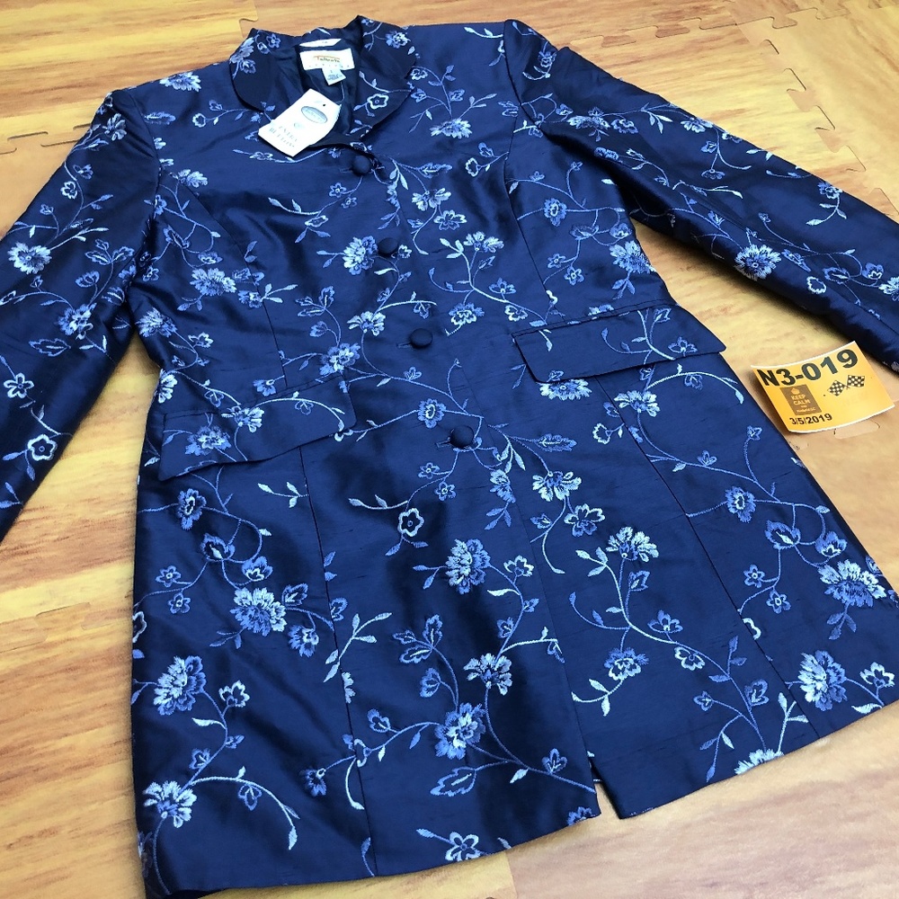 Talbots Woman Embroider Pure Silk Jacket Petite 2